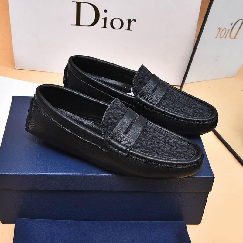 DIOR Men's Shoes 422